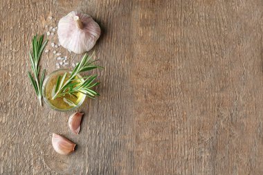 Taze biberiye ve sarımsak 