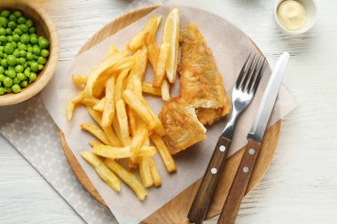 kızarmış balık ve cips