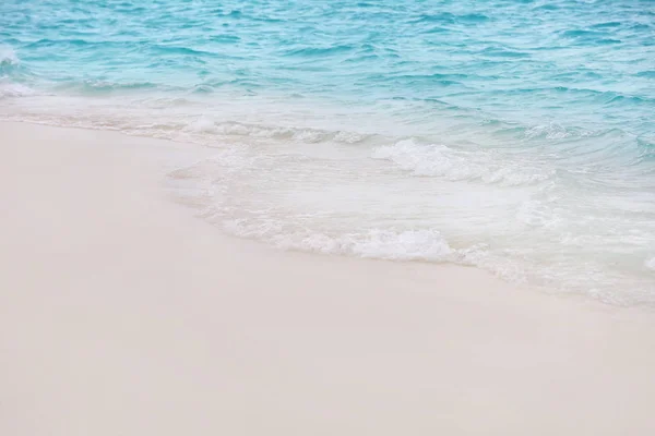 Mořské vlny na beach Resort — Stock fotografie