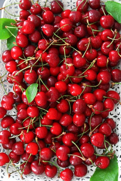 Fresh ripe cherries — Stock Photo, Image