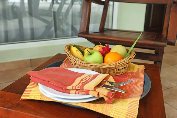 Vers lekker fruit voor het ontbijt — Stockfoto