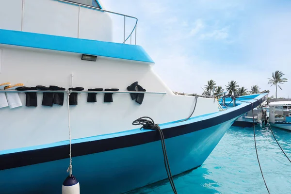 Nowoczesnych łodzi Resort — Zdjęcie stockowe