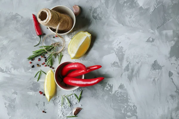 taze biberiye ve baharatlar