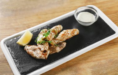 lezzetli mürekkep ile plaka 