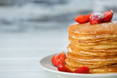 Lezzetli gözleme ile plaka 