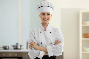 genç kadın aşçı 