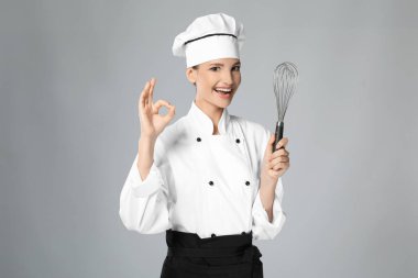 genç kadın aşçı 