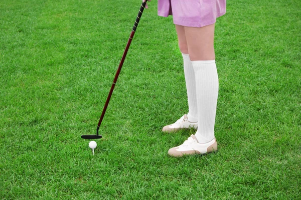 Kadın golf oyuncusu — Stok fotoğraf