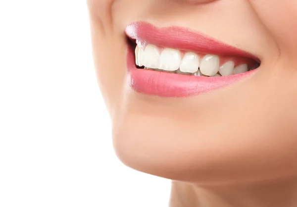 Жінка зі здоровими зубами — стокове фото