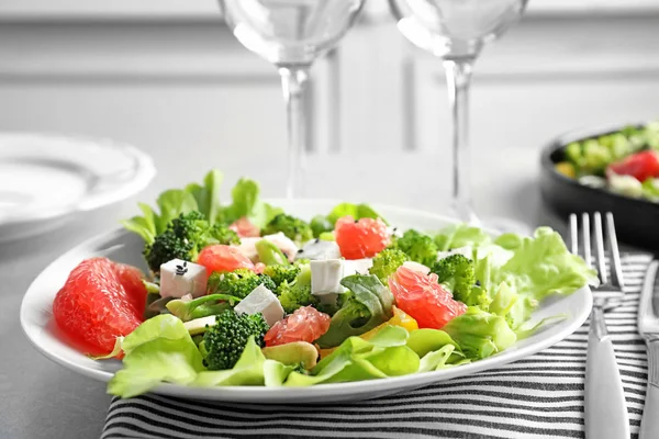 Plate with broccoli salad — Stock Photo, Image