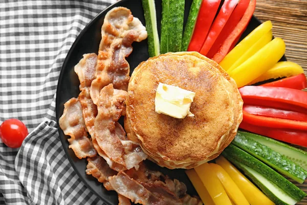 Lezzetli kahvaltı krep ile 