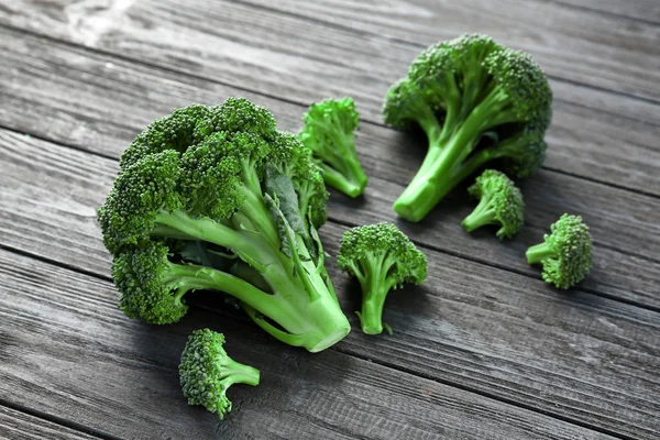 Broccoli verdi freschi — Foto Stock