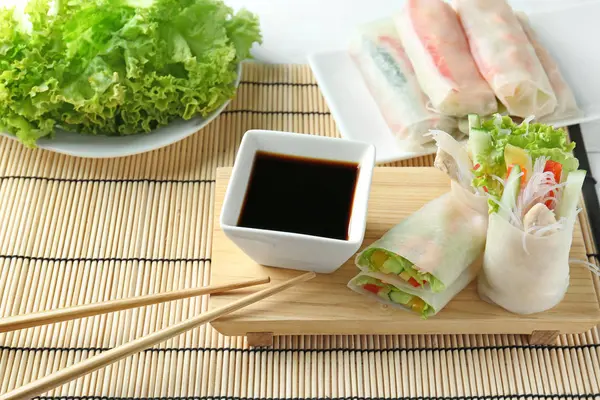 Lezzetli Çin böreği 