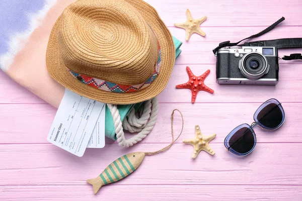 Composition Camera Hat Bag Sunglasses Wooden Background Vacation Concept — Stock Photo, Image