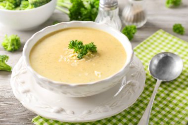 Brokoli peynir çorbası 