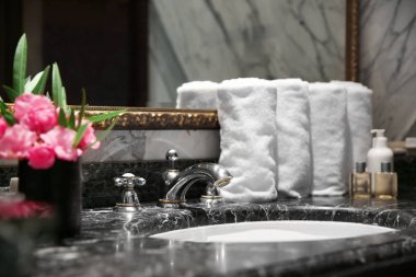 Modern otel banyo lavabo