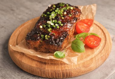 Lezzetli fırında hindi etli börek 