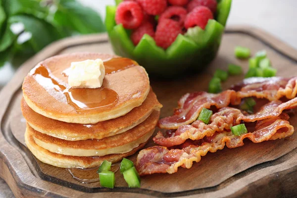 Lezzetli kahvaltı krep ile 