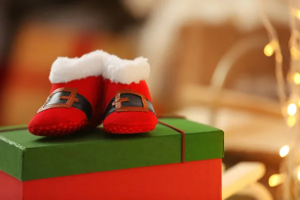 Christmas baby booties — Stock Photo, Image