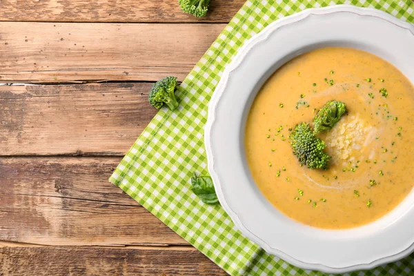 Суп з броколі чеддер — стокове фото