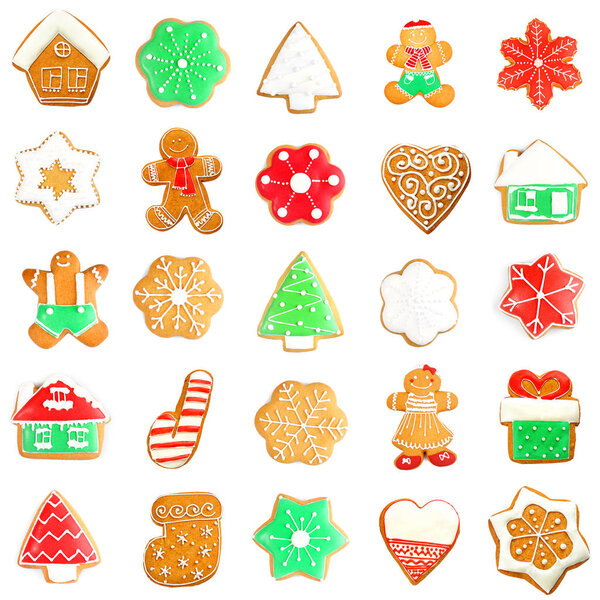 Вкусные рождественские печенья на белом фоне
