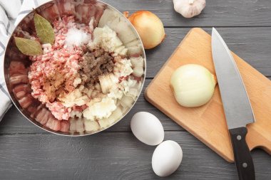 Lezzetli hindi köfte tablo için malzemeler ile kase