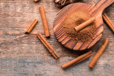 Tarçınlı şeker ile kompozisyon