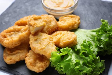 caballo y molinos de viento 