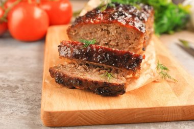 Lezzetli fırında hindi etli börek 