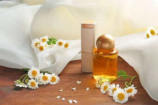 Chamomile cosmetic products — Stock Photo, Image