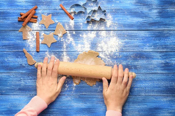 Cooking Christmas cookies — Stock Photo, Image