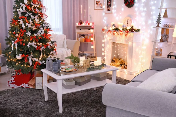 Salon avec arbre de Noël — Photo