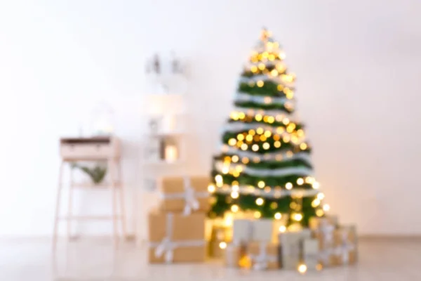 Kerstmis interieur met fir tree — Stockfoto