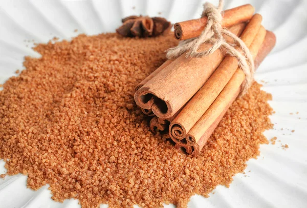 tatlı tarçın şeker