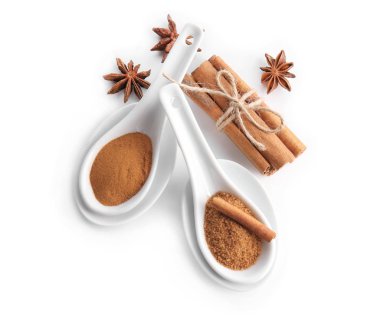 Kaşık tarçın şeker