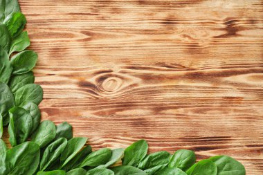 taze ıspanak yaprakları