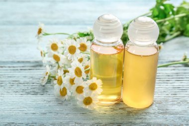 papatya yağı taze çiçekler ile 