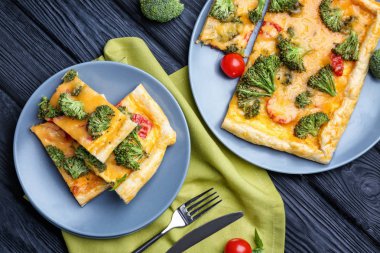 quiche brokoli ve peynir ile