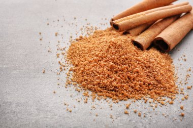 Tarçınlı şeker ve sopa