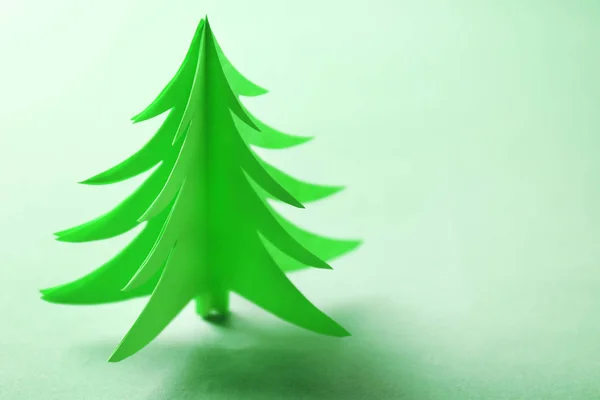 紙で作られたクリスマスツリー — ストック写真