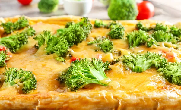 Quiche con broccoli e formaggio — Foto Stock