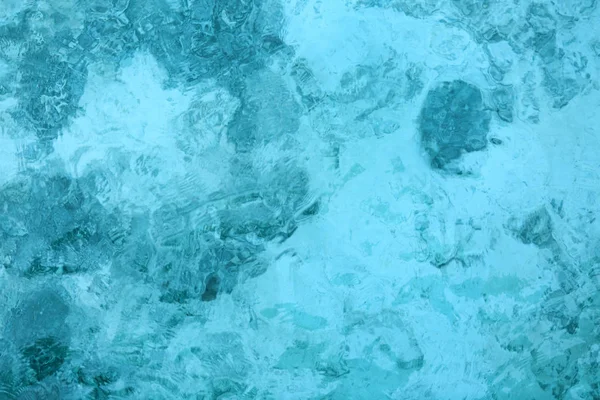 Vista del agua azul en el balneario — Foto de Stock