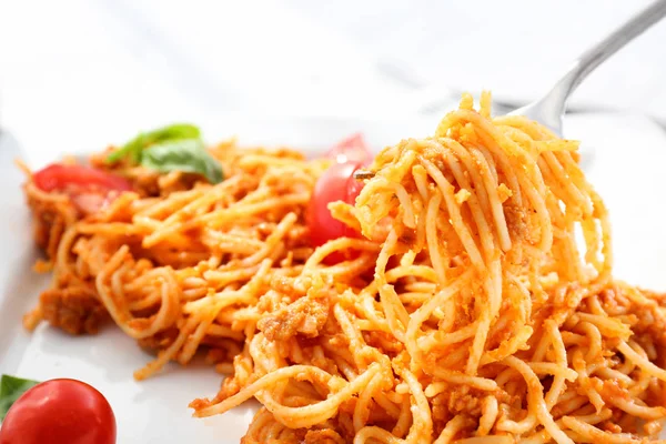 Deliziosa pasta con salsa bolognese — Foto Stock