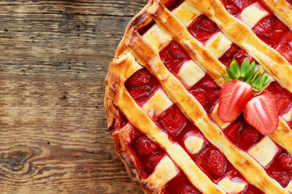 맛 있는 딸기 케이크 — 스톡 사진