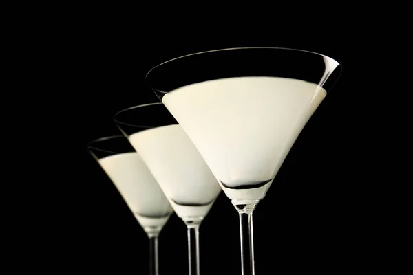 Sklenice Martini kapka citronu — Stock fotografie