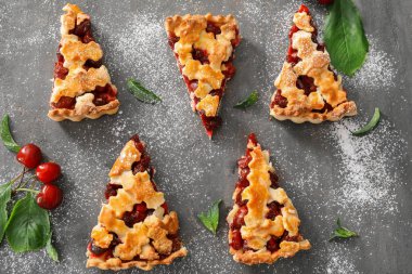 lezzetli vişneli pasta 