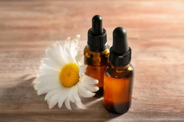 uçucu yağ şişeleri  