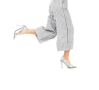 topuklu genç kadın  