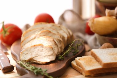 Lezzetli dilimlenmiş hindi göğsü