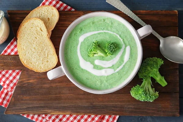 Broccoli cheese soup — Stock Photo, Image